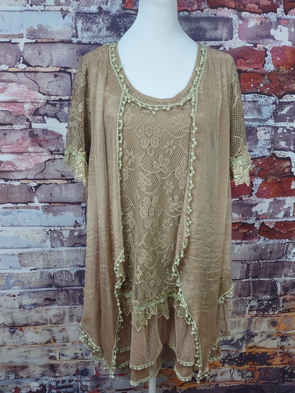 Lace-Trim Layered Tunic Top